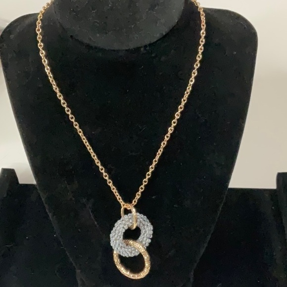 Banana Republic Jewelry - Banana Republic NWT Goldtone & Gray Beaded Necklace 28”